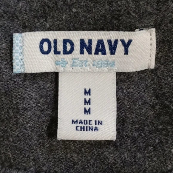 Old Navy medium long sleeve sweater - Picture 4 of 4